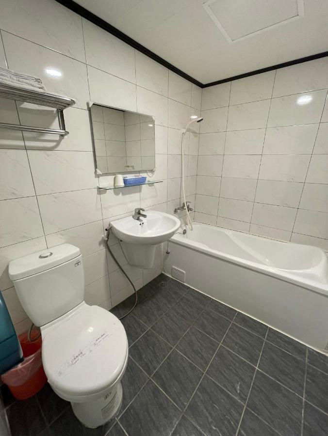 CHANGKE Hotel Kaohsiung Buitenkant foto